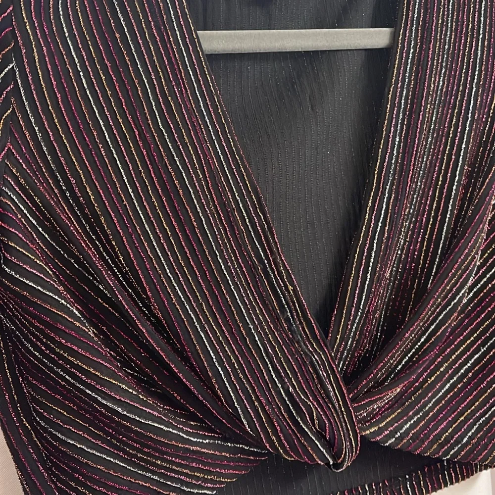 Forever 21 Metallic 2 PC Set NWOT - Picture 2 of 4